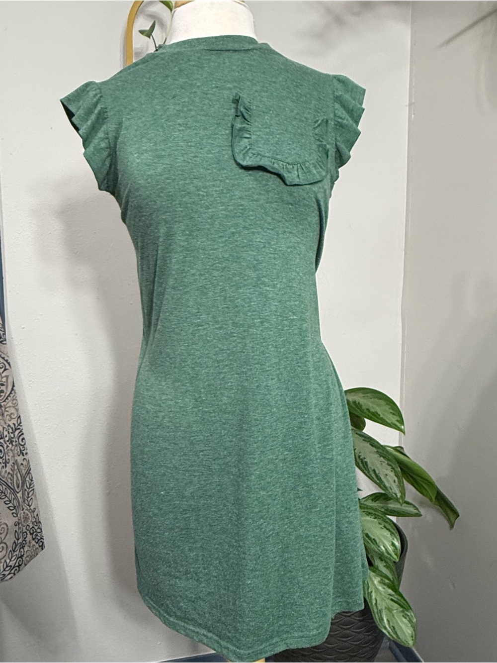 Emery Rose Women’s Green Ruffle Sleeve T-Shirt Dress Pocket Size M
